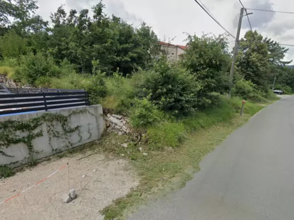 Land In Veli Brgud, Croatia (1.100 M²)