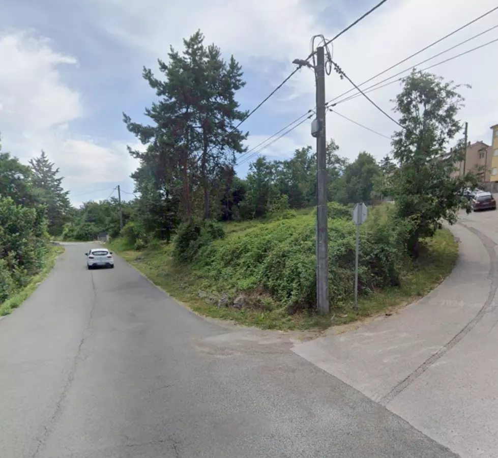 Land In Veli Brgud, Croatia (1.100 M²)