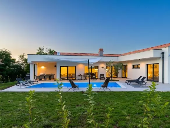 3-bedroom Villa In Rovinj, Croatia (139 M²)