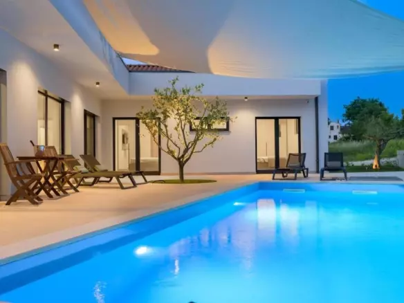 3-bedroom Villa In Rovinj, Croatia (139 M²)