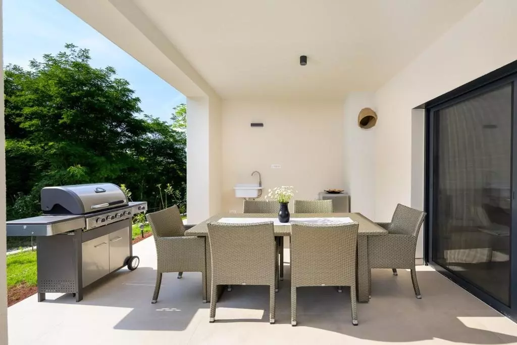 3-bedroom Villa In Rovinj, Croatia (139 M²)