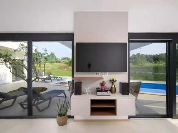 3-bedroom Villa In Rovinj, Croatia (139 M²)