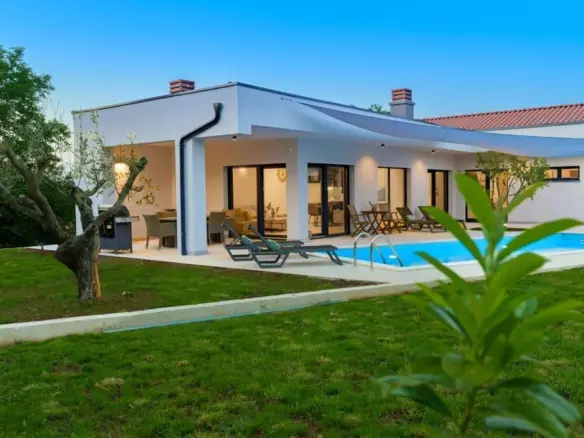 3-bedroom Villa In Rovinj, Croatia (139 M²)