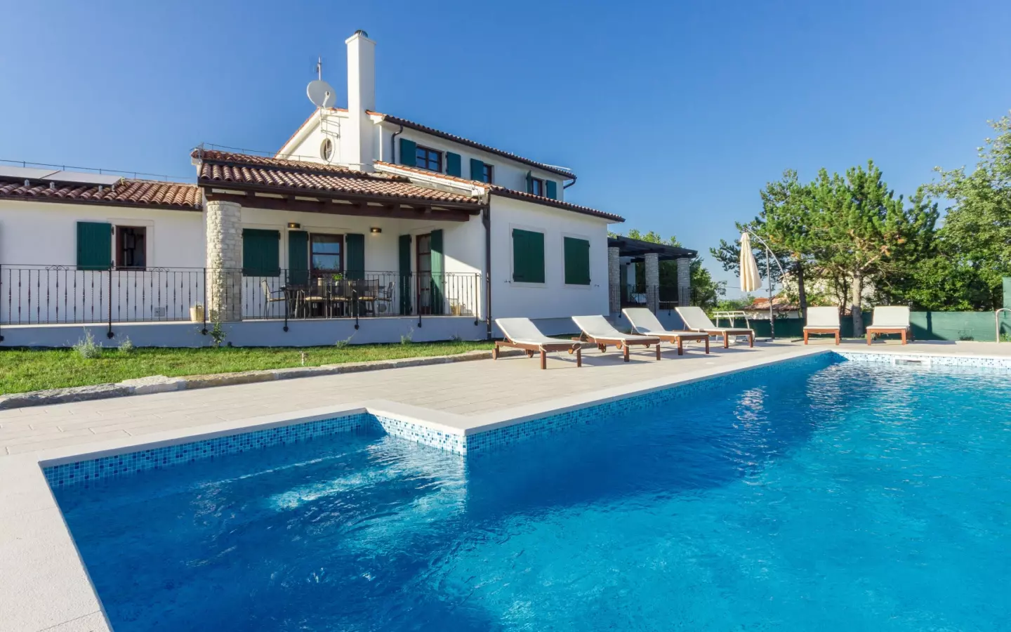 4-bedroom Detached House In Hrboki, Croatia (220 M²)