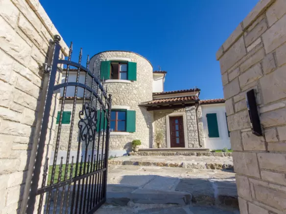 4-bedroom Detached House In Hrboki, Croatia (220 M²)
