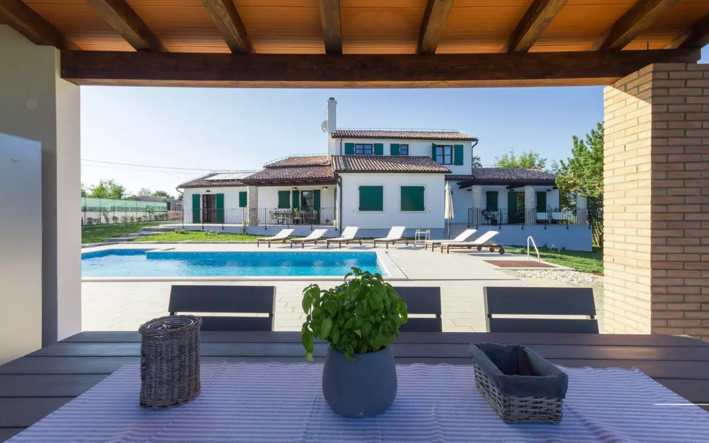 4-bedroom Detached House In Hrboki, Croatia (220 M²)
