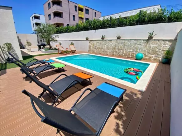 2-bedroom Apartment In Sveti Filip I Jakov, Croatia (110,42 M²)