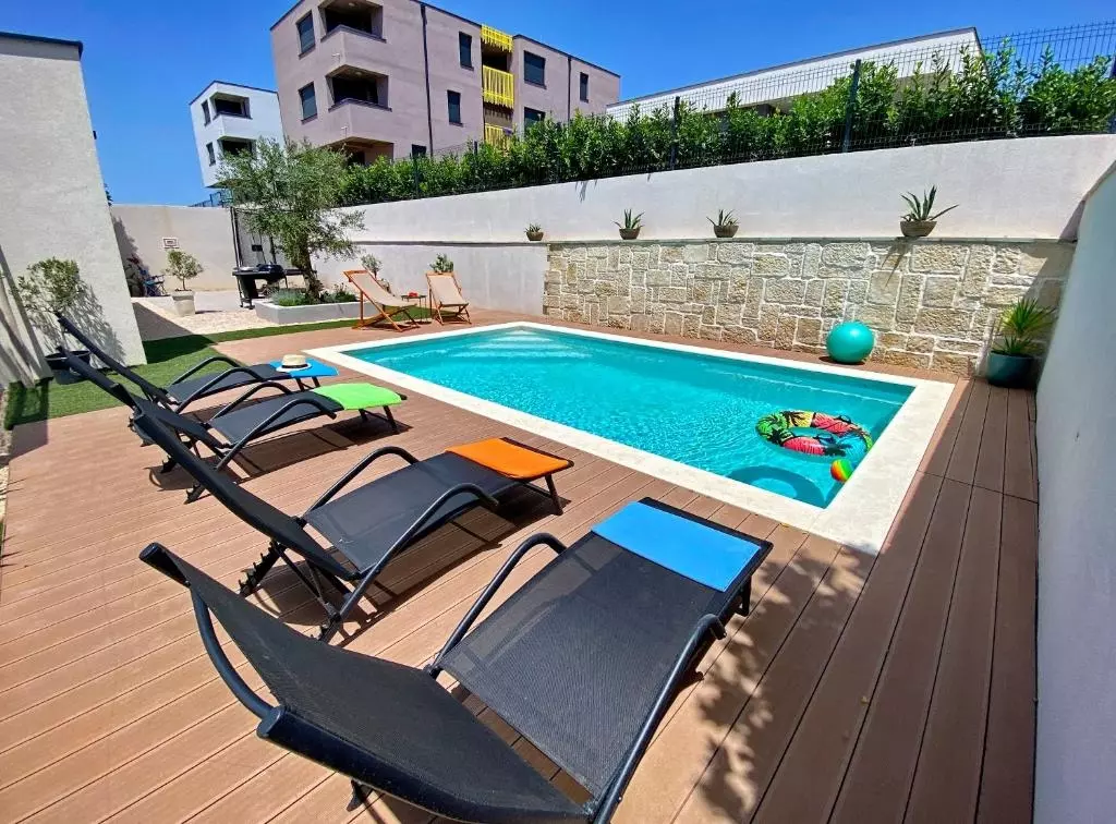 2-bedroom Apartment In Sveti Filip I Jakov, Croatia (110,42 M²)