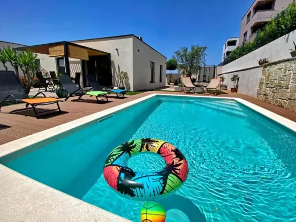 2-bedroom Apartment In Sveti Filip I Jakov, Croatia (110,42 M²)