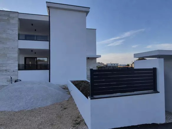 6-bedroom Villa In Bibinje, Croatia (270 M²)