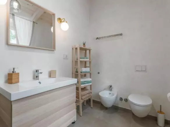 3-bedroom Villa In Smoljanci, Croatia (163 M²)