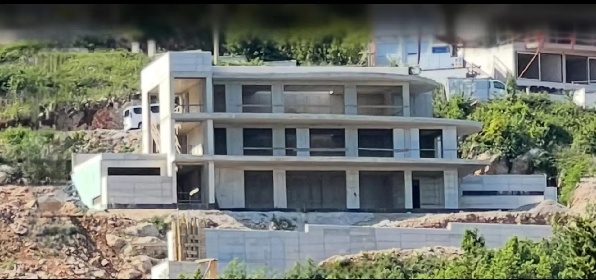 5-bedroom Villa In Medveja, Croatia (450 M²)