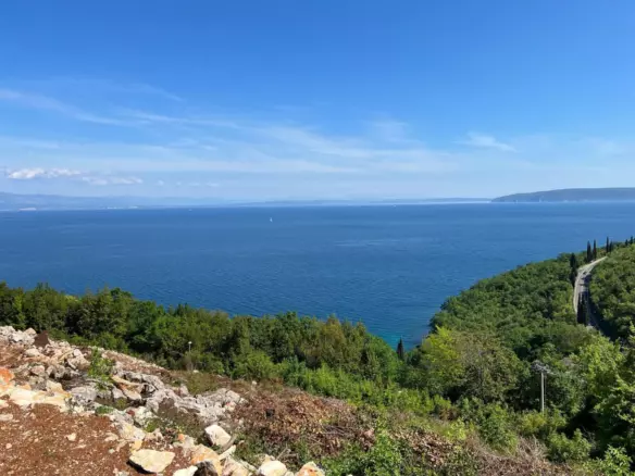 5-bedroom Villa In Medveja, Croatia (450 M²)