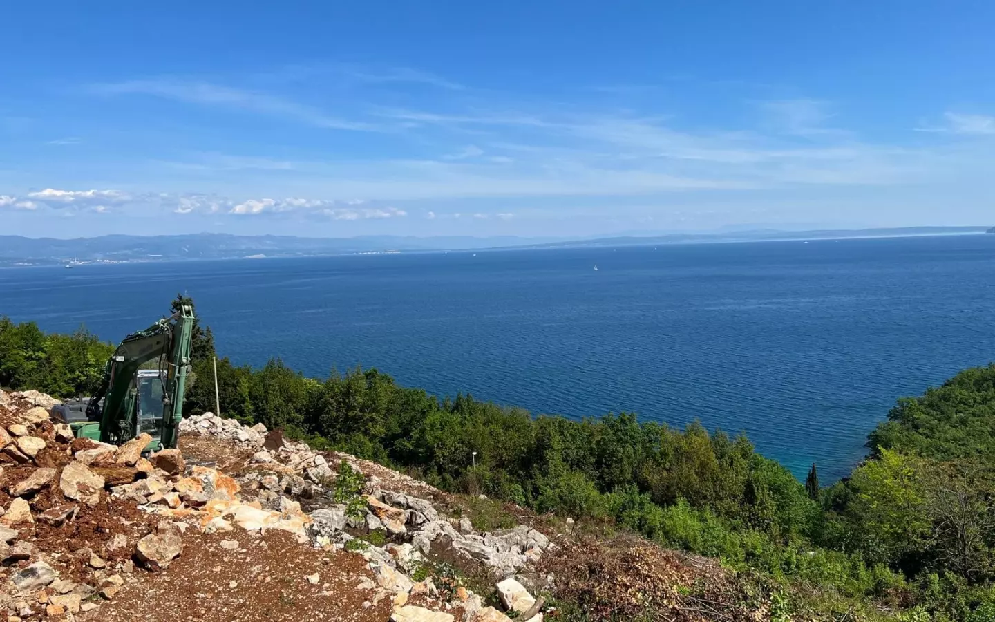 5-bedroom Villa In Medveja, Croatia (450 M²)