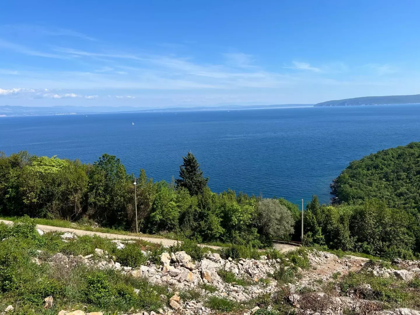 Land In Medveja, Croatia (1.080 M²)