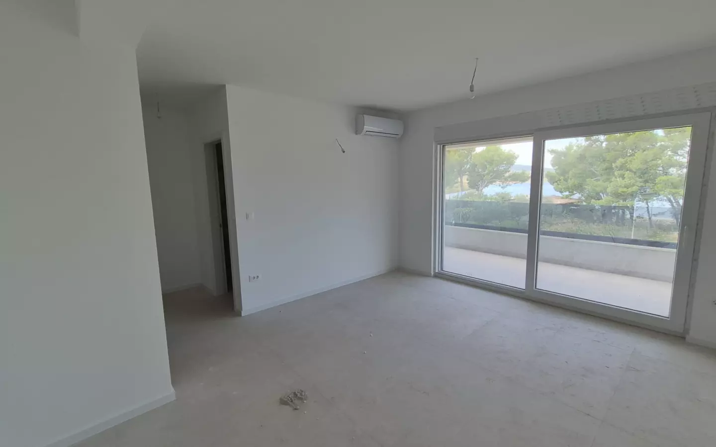 1-bedroom Apartment In Rovanjska, Croatia (53 M²)