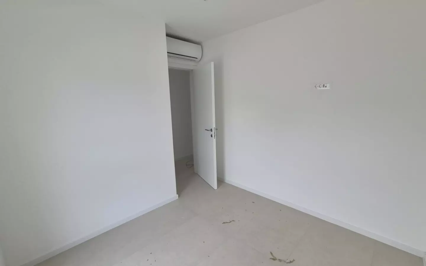 4-bedroom Apartment In Rovanjska, Croatia (131 M²)