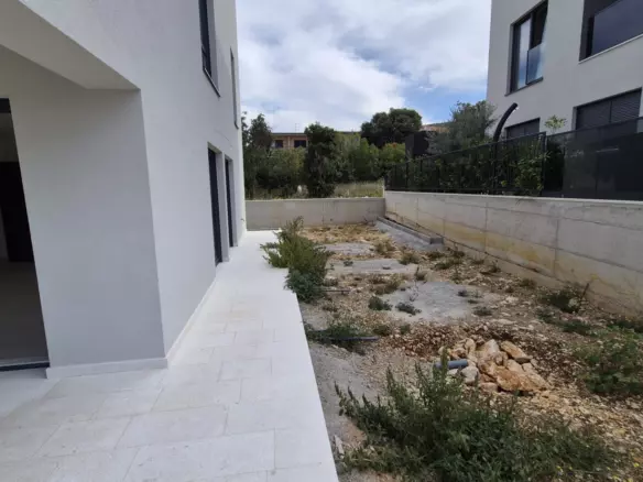 4-bedroom Apartment In Rovanjska, Croatia (131 M²)