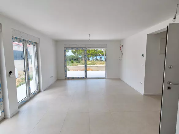 4-bedroom Apartment In Rovanjska, Croatia (131 M²)