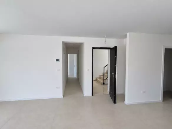 4-bedroom Apartment In Rovanjska, Croatia (131 M²)
