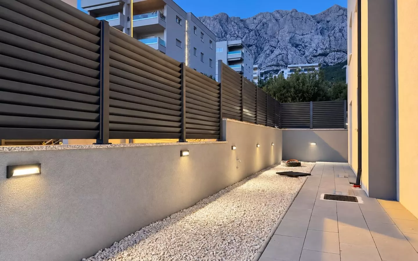2-bedroom Apartment In Makarska, Croatia (82,74 M²)