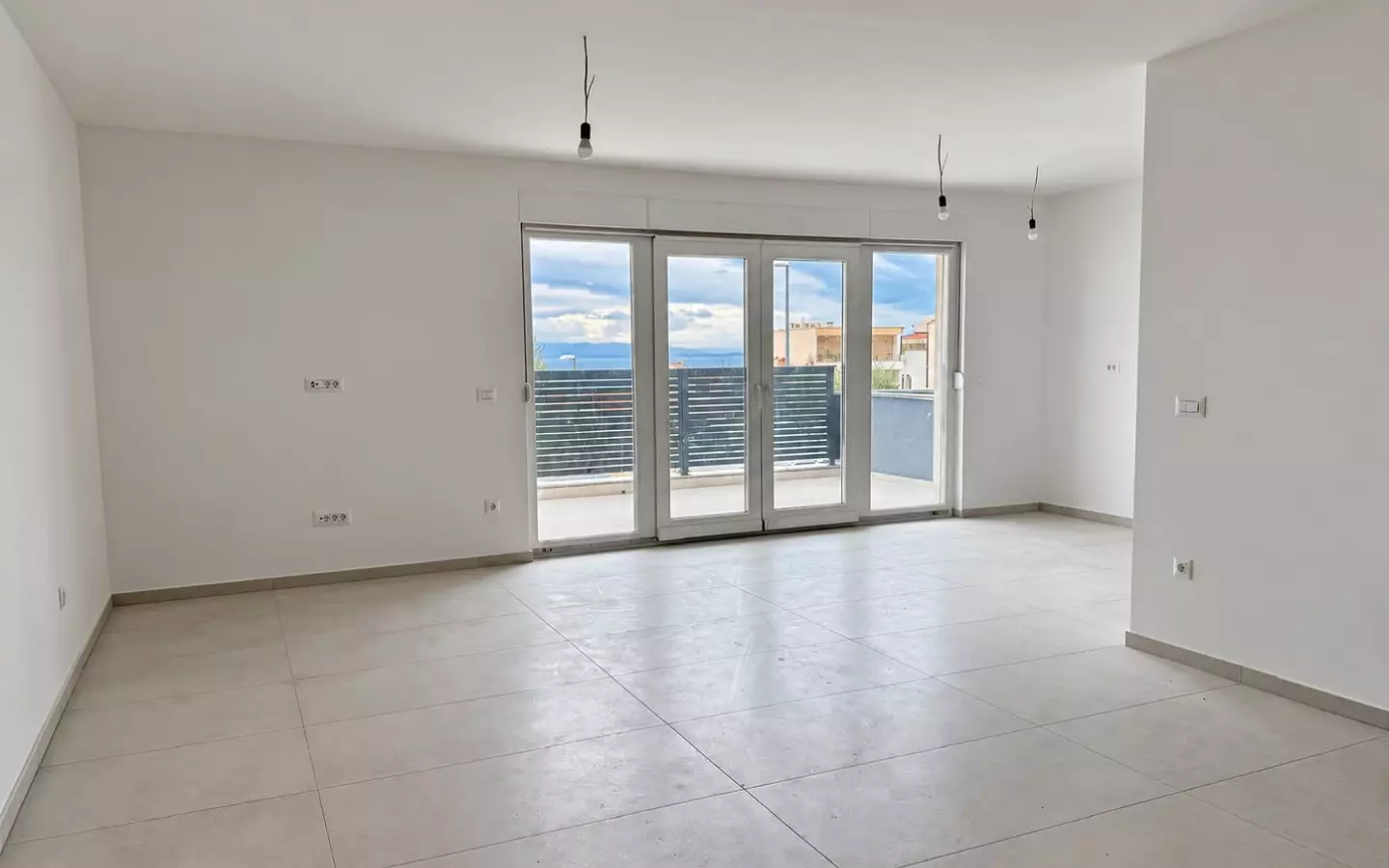 2-bedroom Apartment In Makarska, Croatia (82,74 M²)