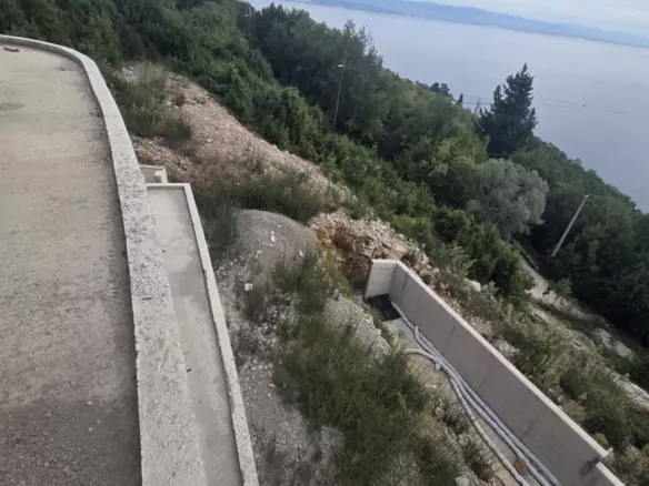 5-bedroom Villa In Medveja, Croatia (450 M²)