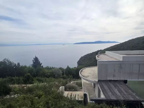 5-bedroom Villa In Medveja, Croatia (450 M²)
