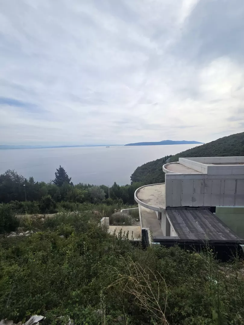 5-bedroom Villa In Medveja, Croatia (450 M²)