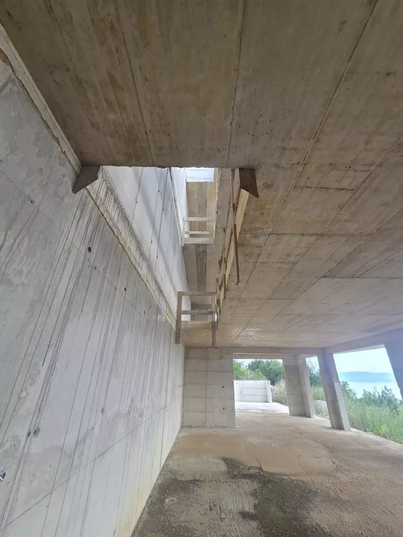 Land In Medveja, Croatia (1.080 M²)