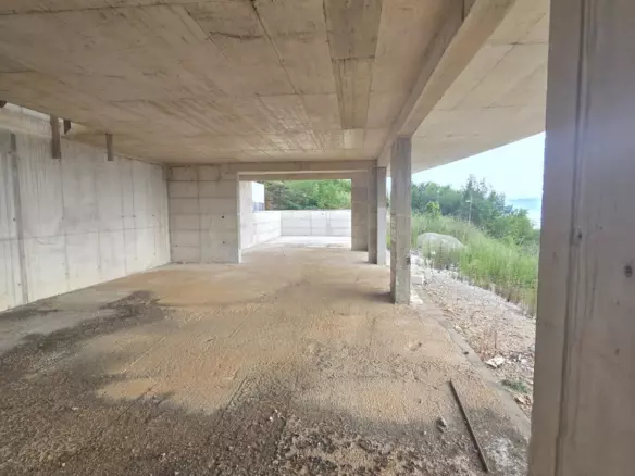 Land In Medveja, Croatia (1.080 M²)