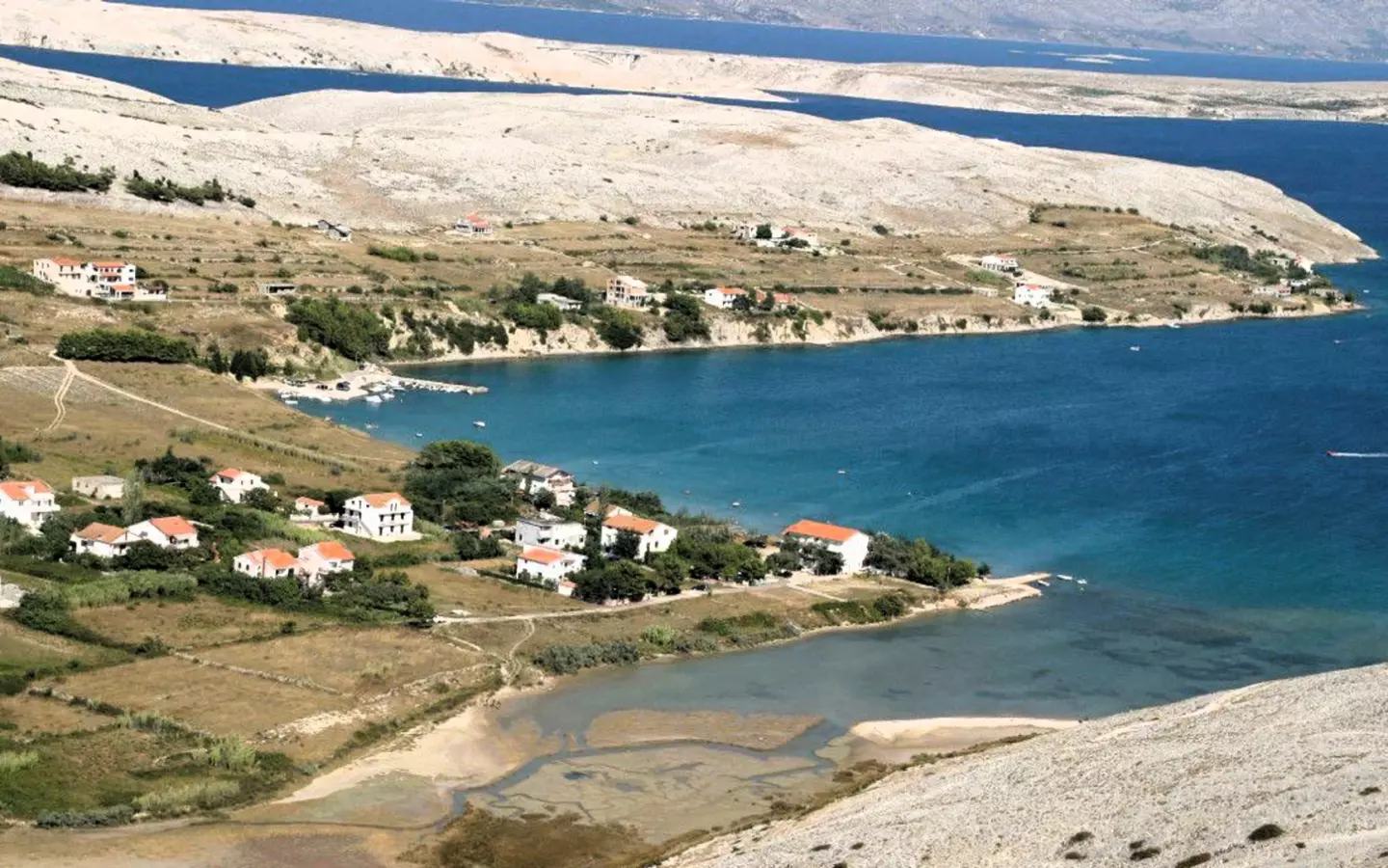 Land In Vlašići, Croatia (696 M²)
