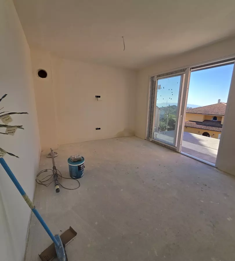 3-bedroom Apartment In Marinići, Croatia (85 M²)