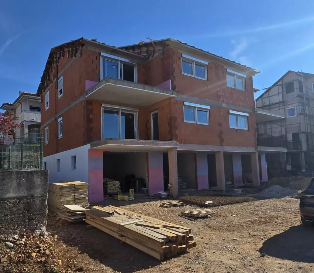 3-bedroom Apartment In Marinići, Croatia (85 M²)