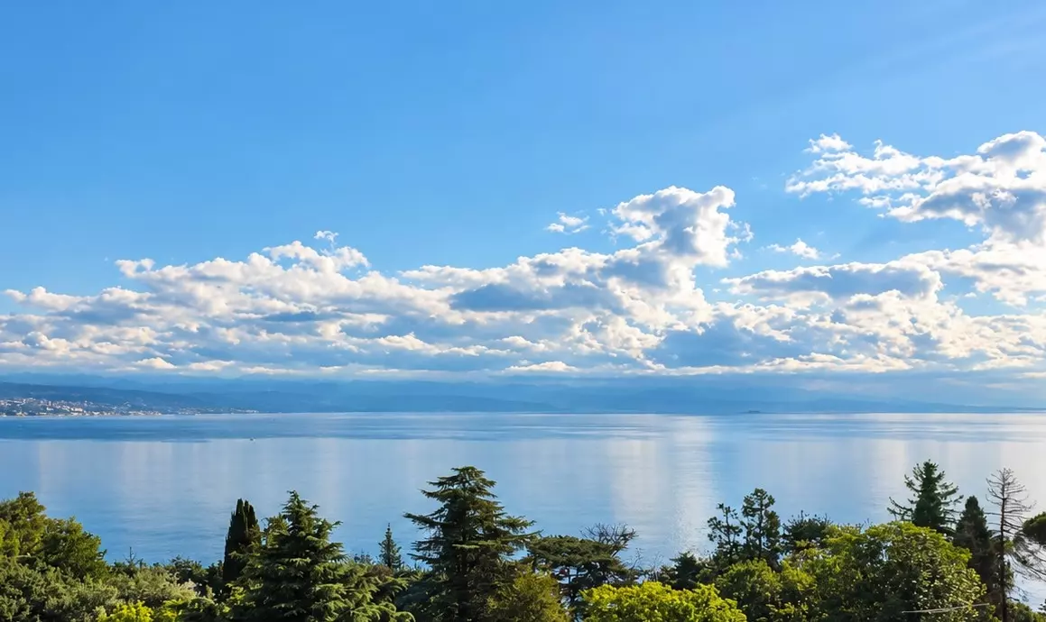2-bedroom Apartment In Lovran, Croatia (69 M²)