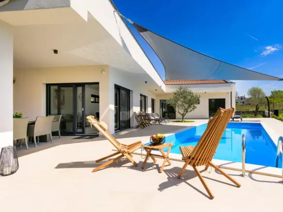 3-bedroom Villa In Rovinj, Croatia (139 M²)