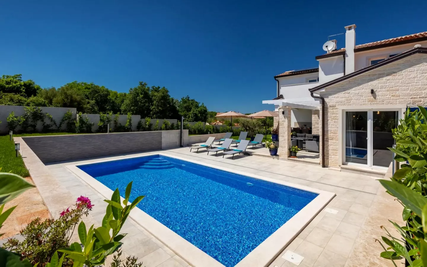 3-bedroom Detached House In Poreč, Croatia (141 M²)