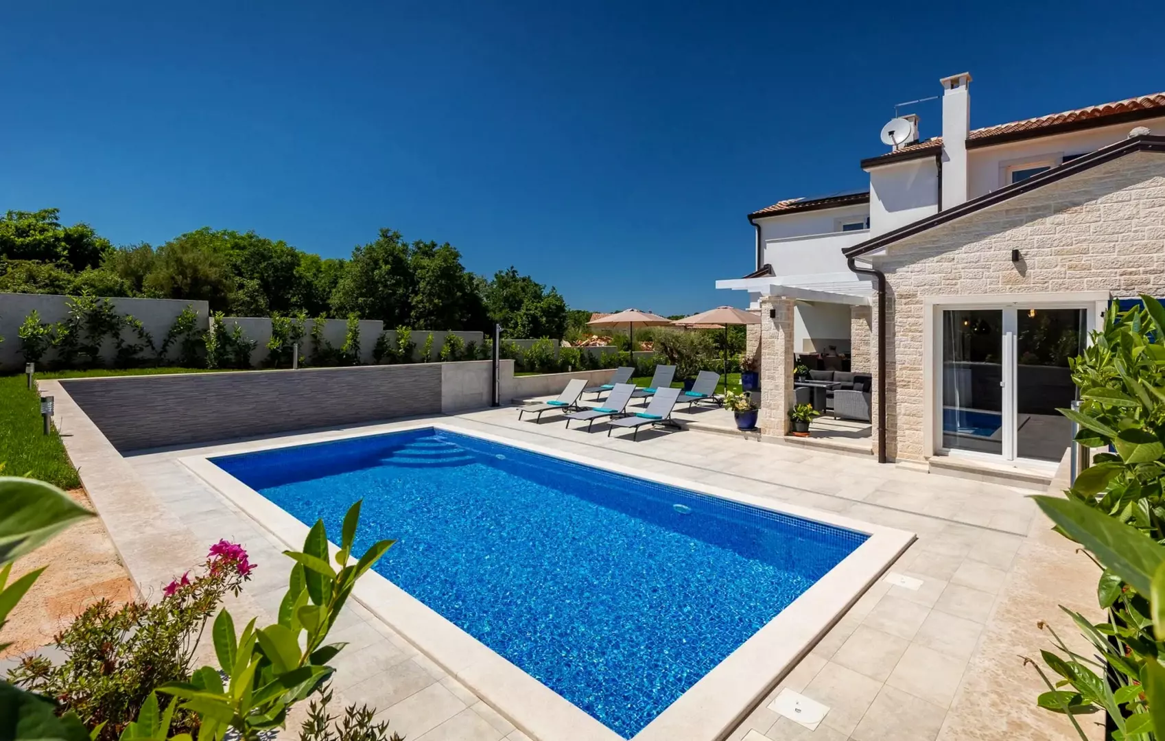 3-bedroom Detached House In Poreč, Croatia (141 M²)