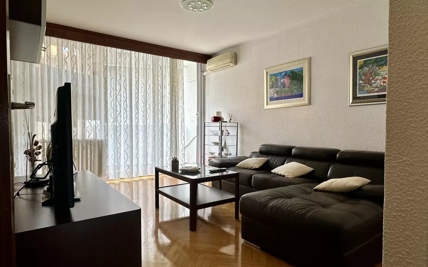 2-bedroom Apartment In Belveder, Croatia (70 M²)