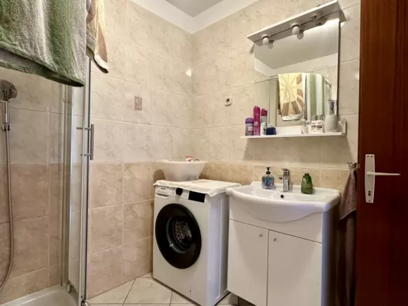 2-bedroom Apartment In Belveder, Croatia (70 M²)
