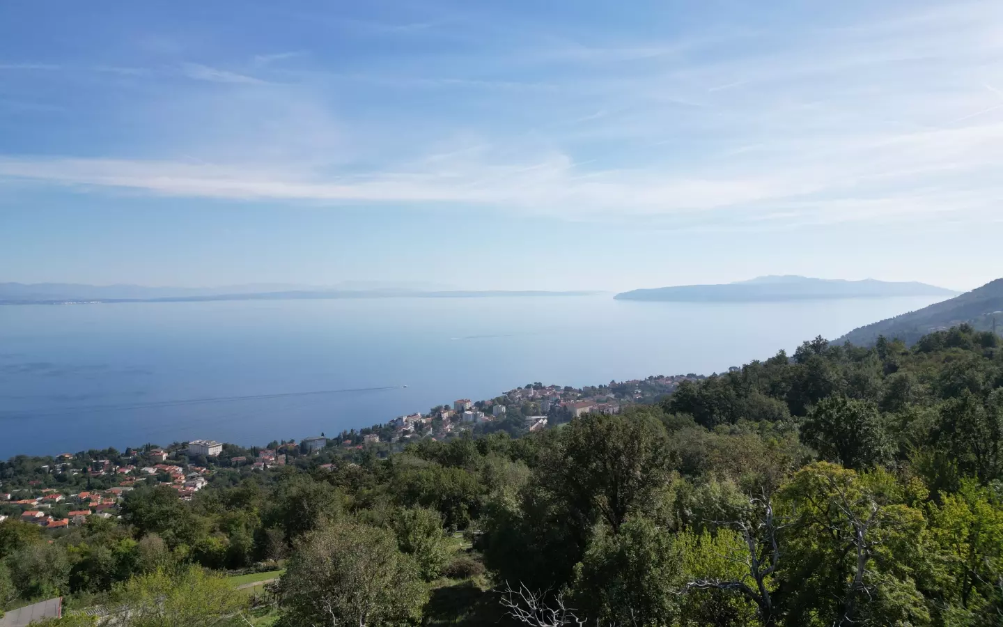 Land In Dobreć, Croatia (1.090 M²)