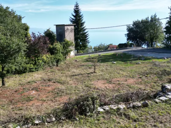 Land In Dobreć, Croatia (1.090 M²)