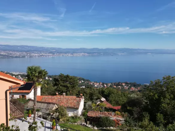 Land In Dobreć, Croatia (1.090 M²)
