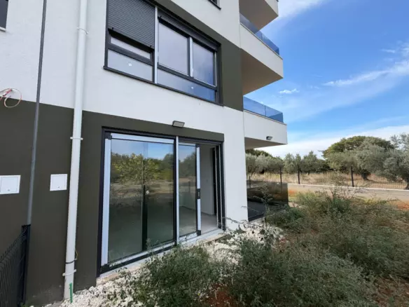 2-bedroom Apartment In Štinjan, Croatia (55 M²)