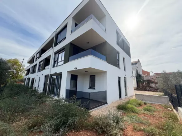 2-bedroom Apartment In Štinjan, Croatia (55 M²)