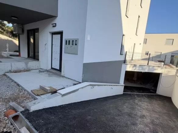 3-bedroom Apartment In Strožanac, Croatia (85,4 M²)