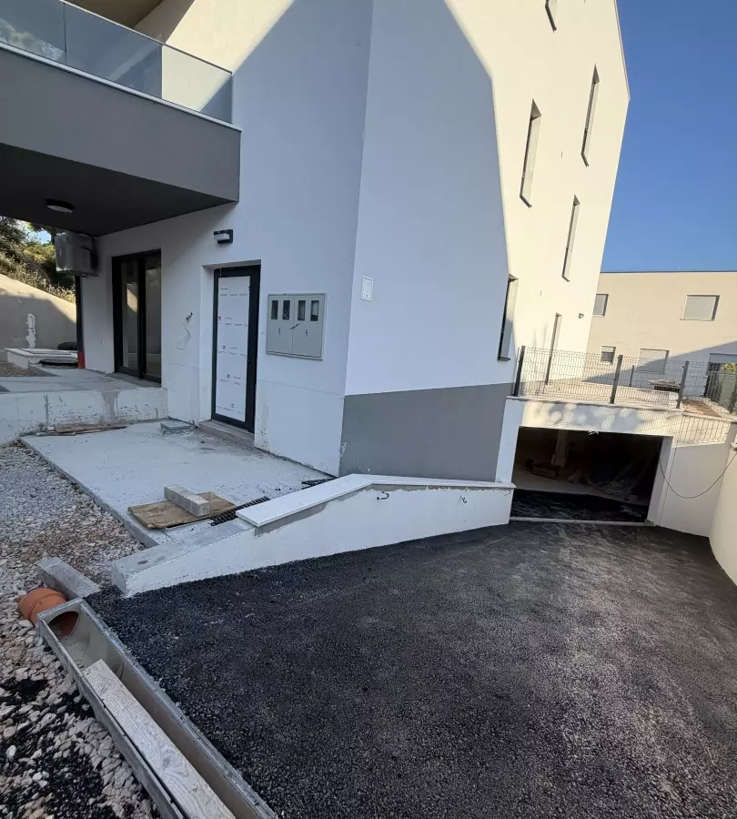 3-bedroom Apartment In Strožanac, Croatia (85,4 M²)