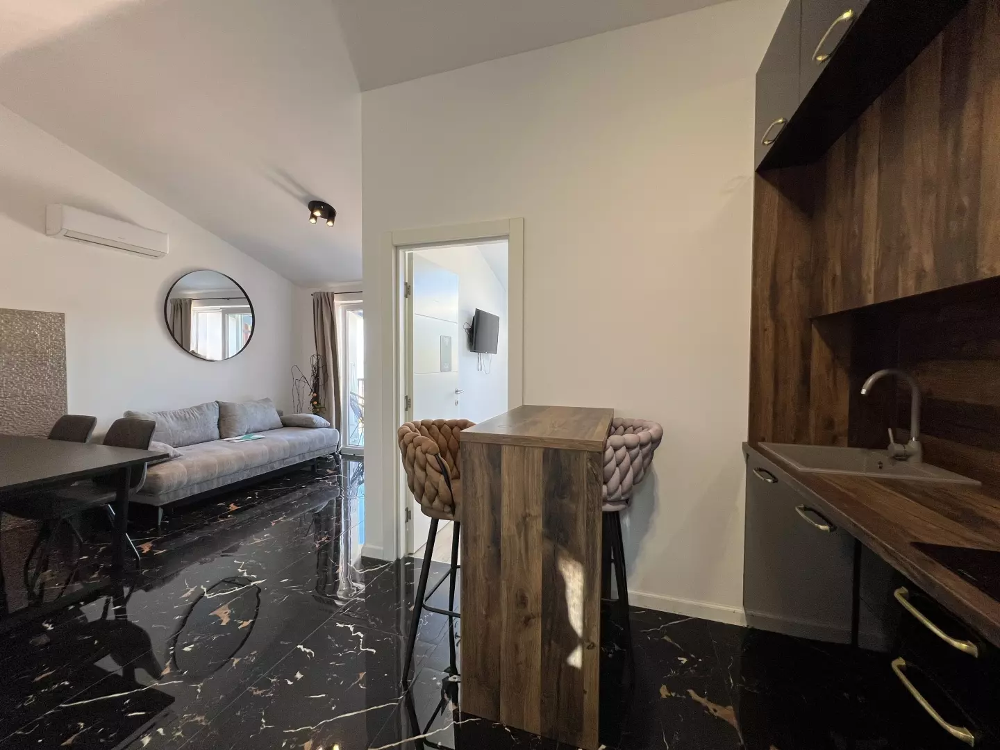3-bedroom Apartment In Crikvenica, Croatia (161 M²)