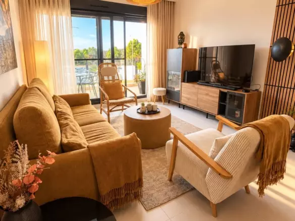 2-bedroom Property In San Miguel De Salinas, Spain (65 M²)