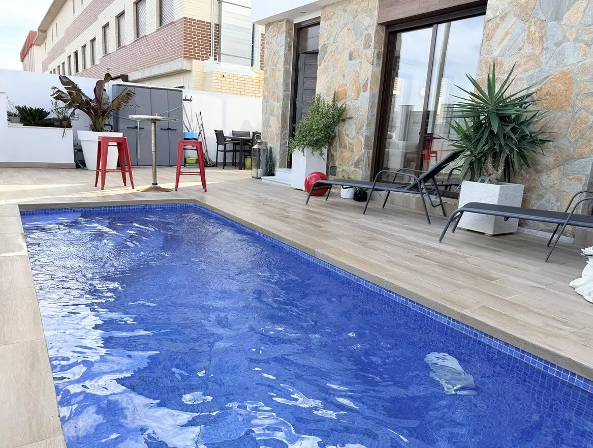 3-bedroom Villa In Orihuela Costa, Spain (80 M²)